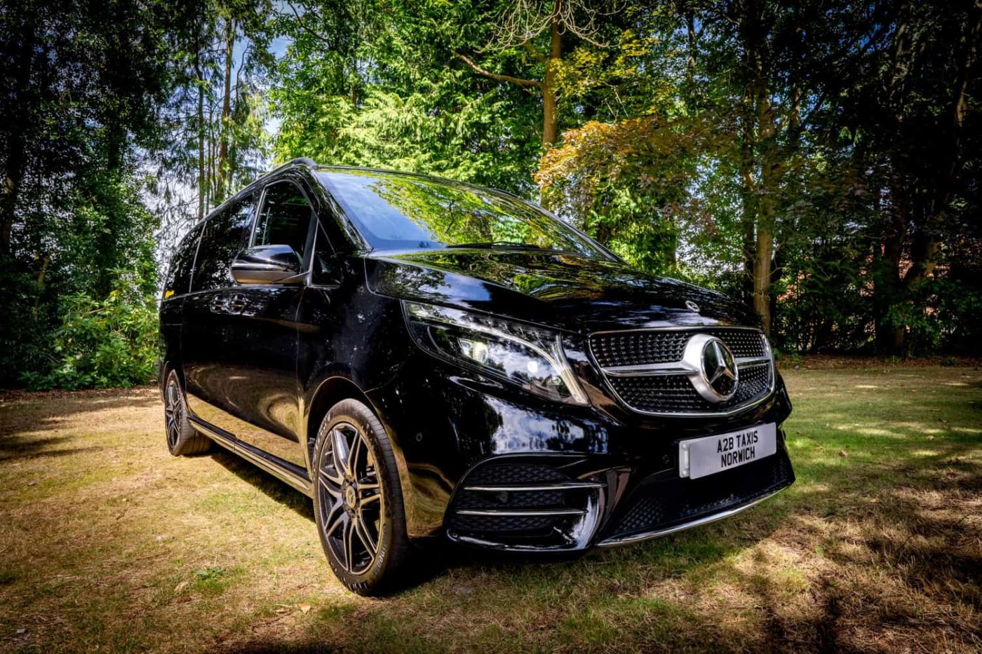Black Mercedes V-Class executive chauffeur car available for hire in Norwich